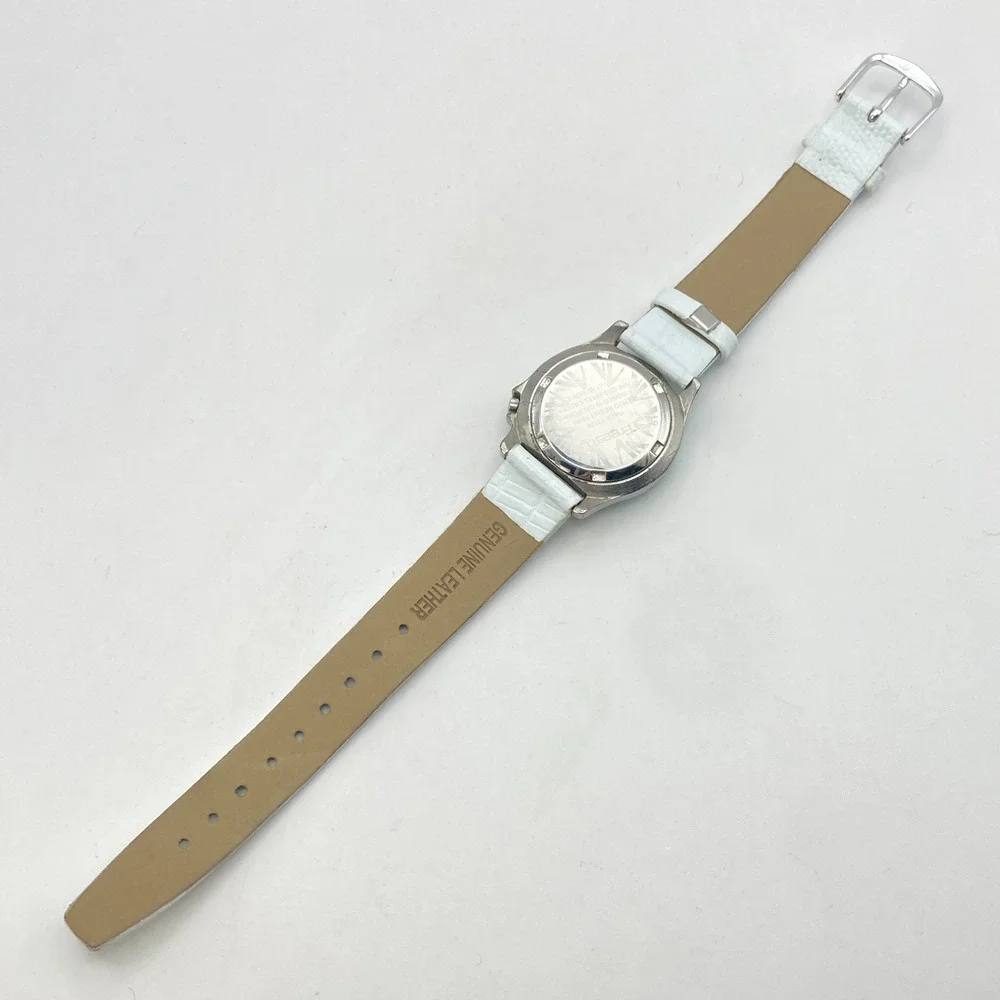 Freestyle Rage Women's Watch 31mm Silver Tone Blue Floral 77178 New Battery 8.5